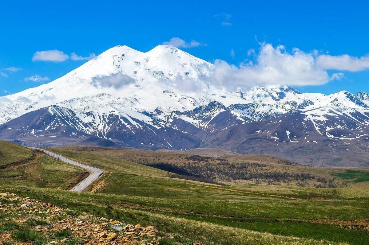 Гора Эльбрус (Кабардино-Балкария, Карачаево-Черкесия)